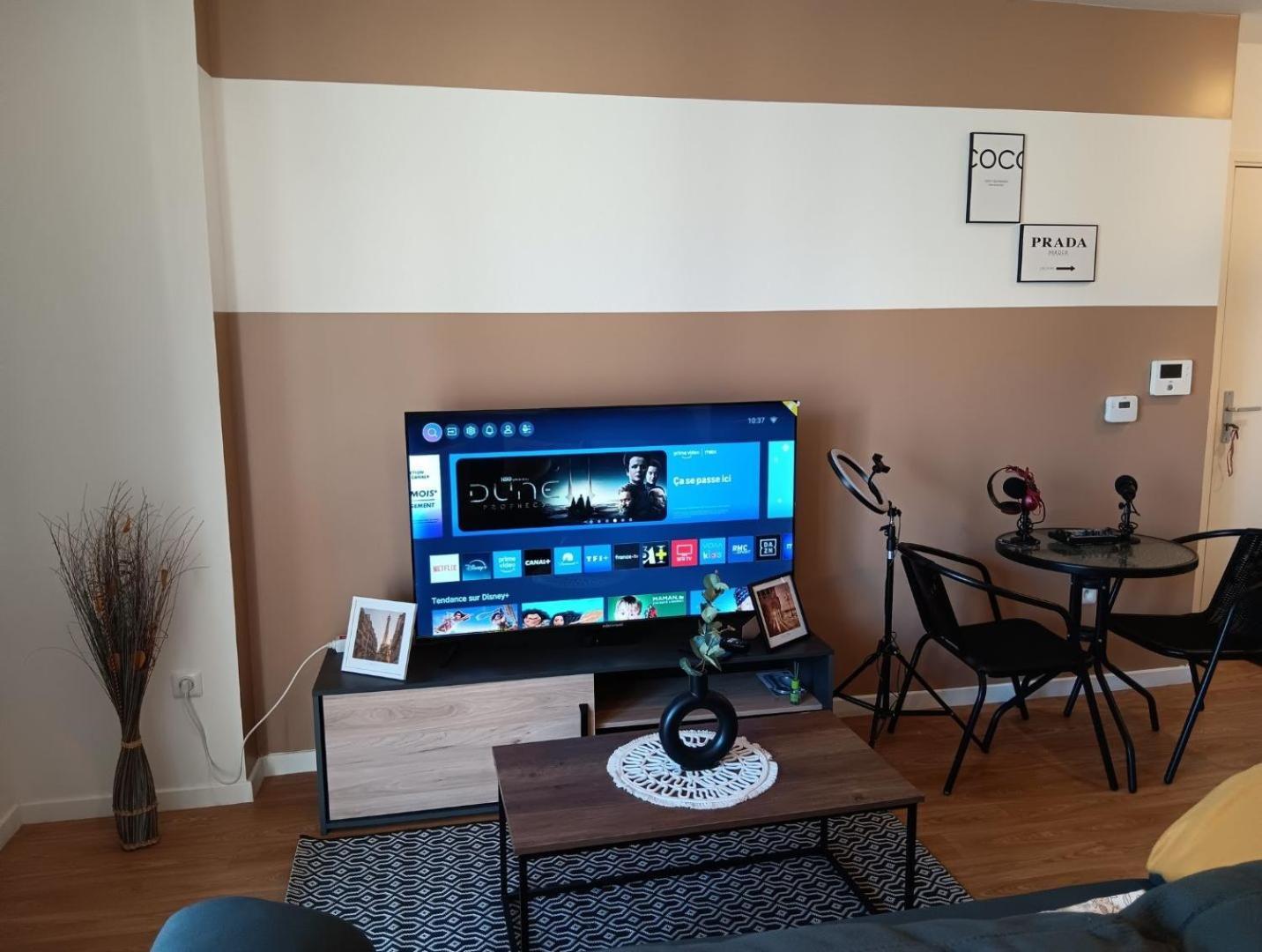 Destiny Appart' Paris -Beauvais-Orly- Podcasts- Stade De France Stains Esterno foto
